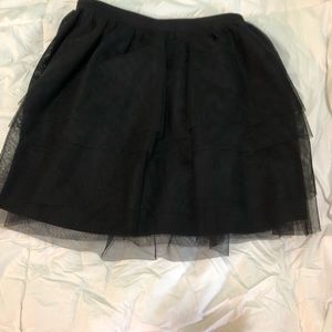 Girls pretty black skirt